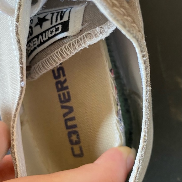 Gray Converse - Picture 4 of 4
